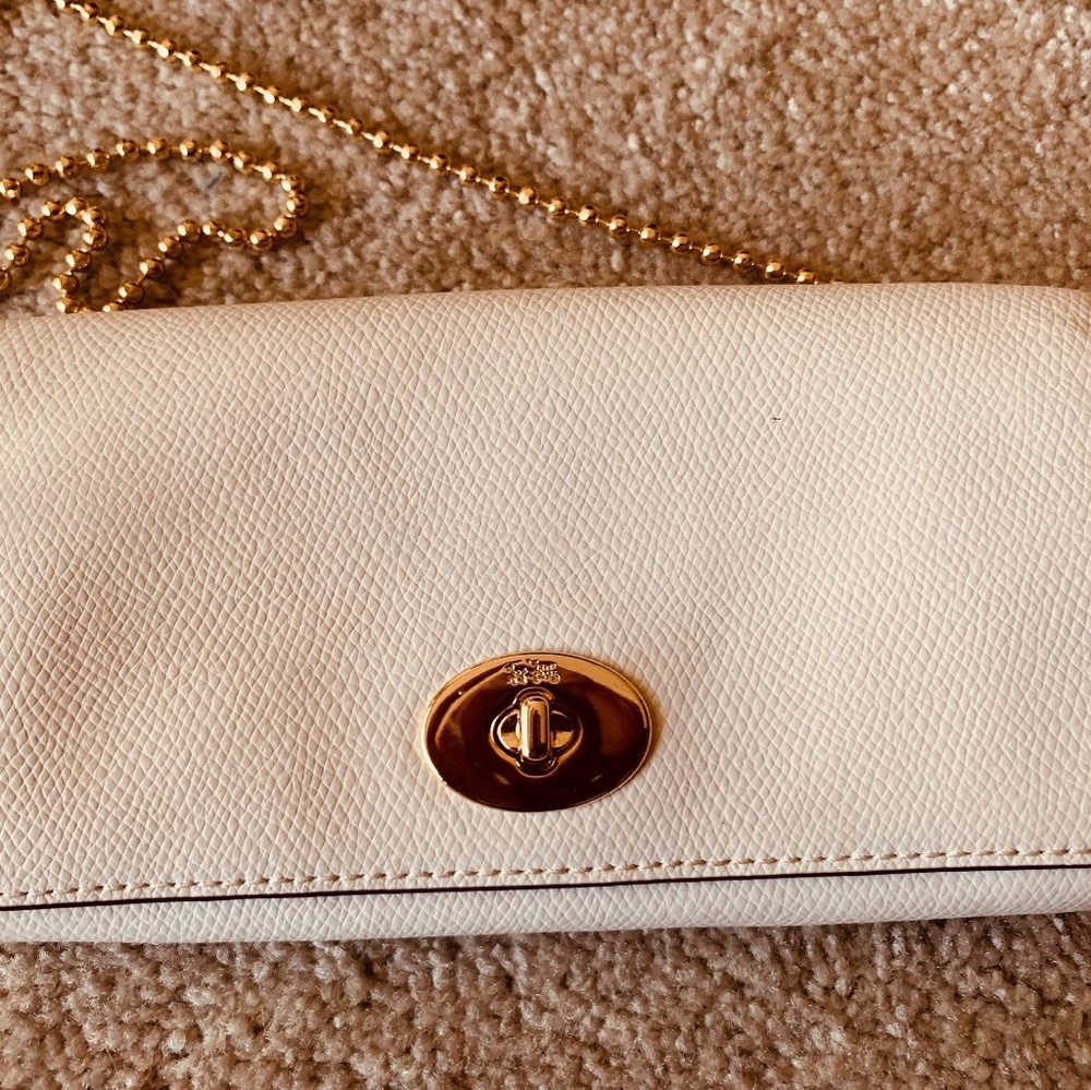 Brand New Coach clutch